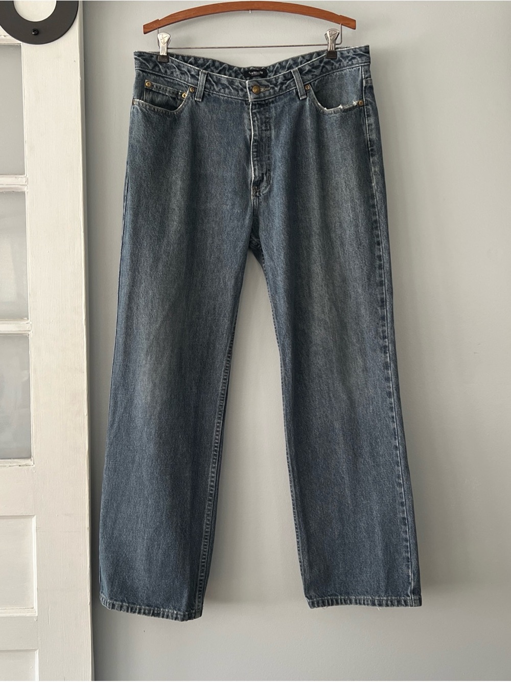 Van Heusen Men's Straight-Leg Jeans in Medium Dark Wash Blue